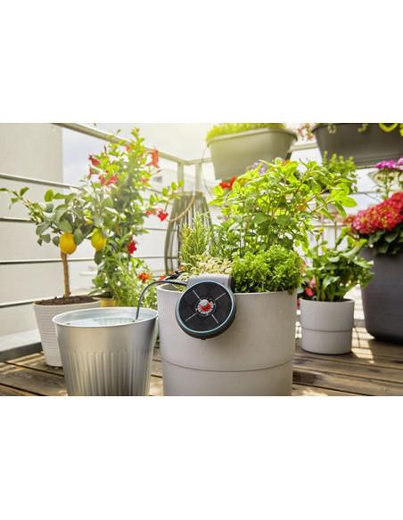 Riego solar Gardena AquaBloom automático