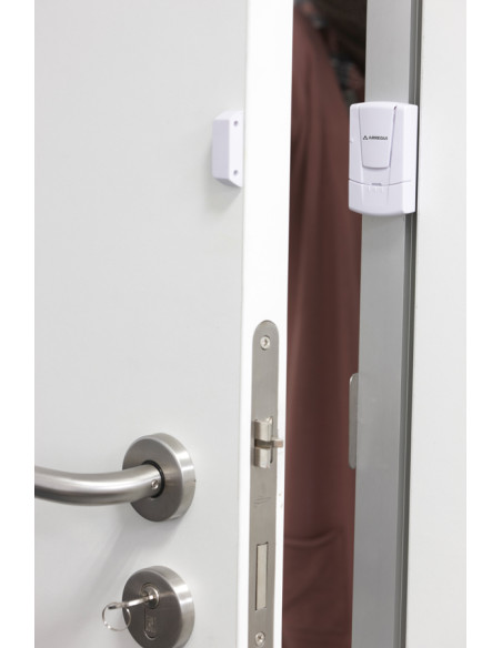 ALARMA DE PUERTA O VENTANA